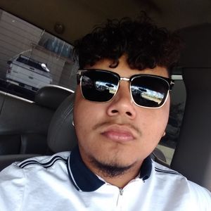 Meet your Posher, Juan